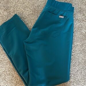 Figs size medium tall Livingston basic scrub pants- teal color